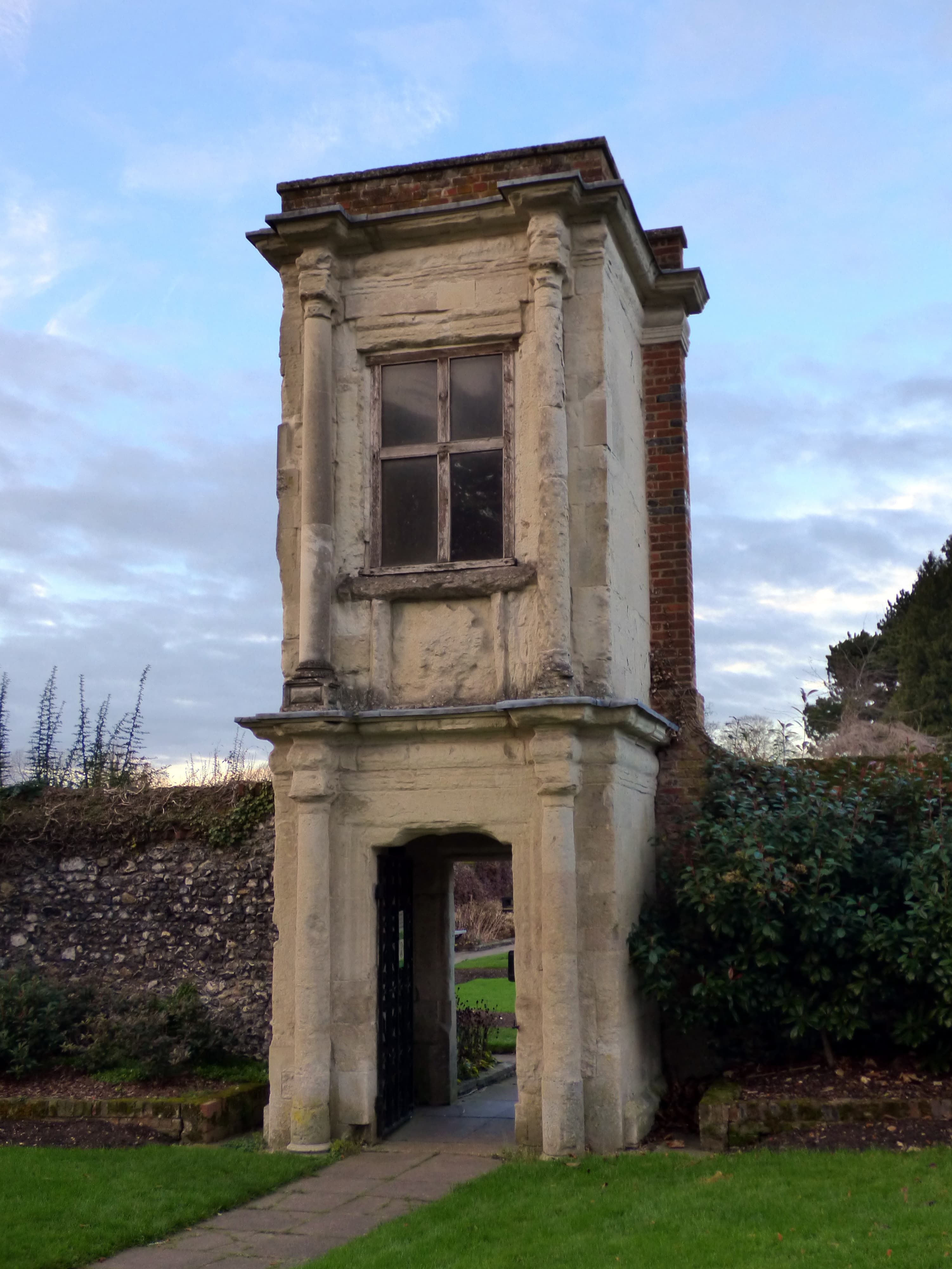 Markyate, Dacorum