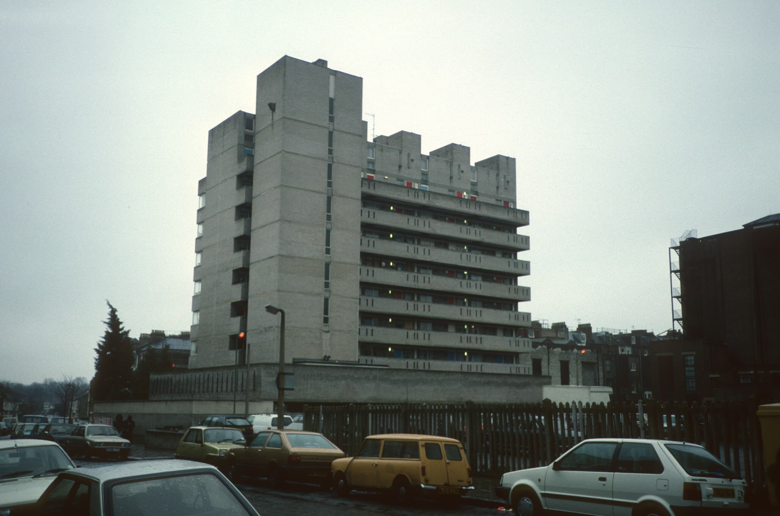 Tokyngton, Brent