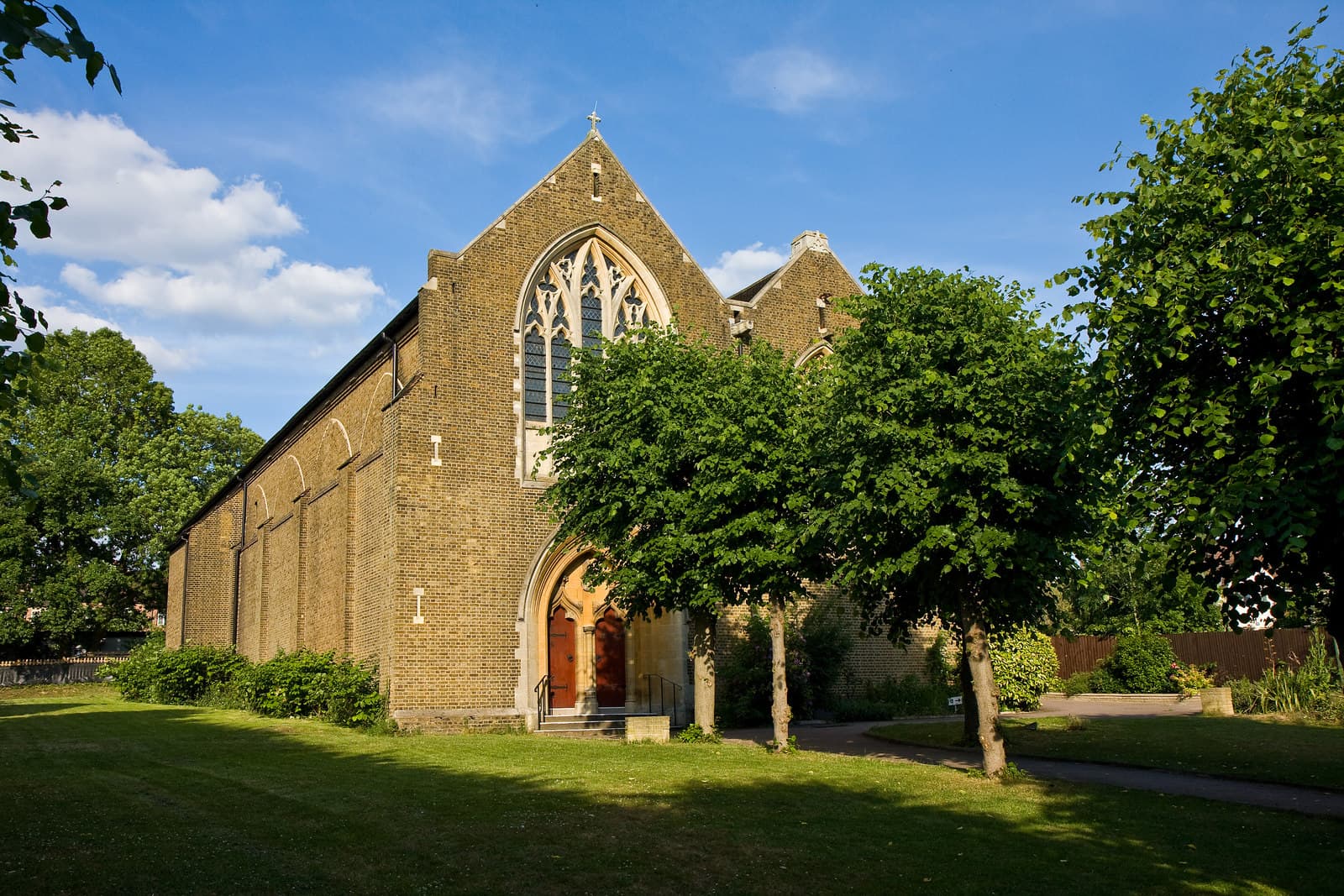 West Hendon, Barnet