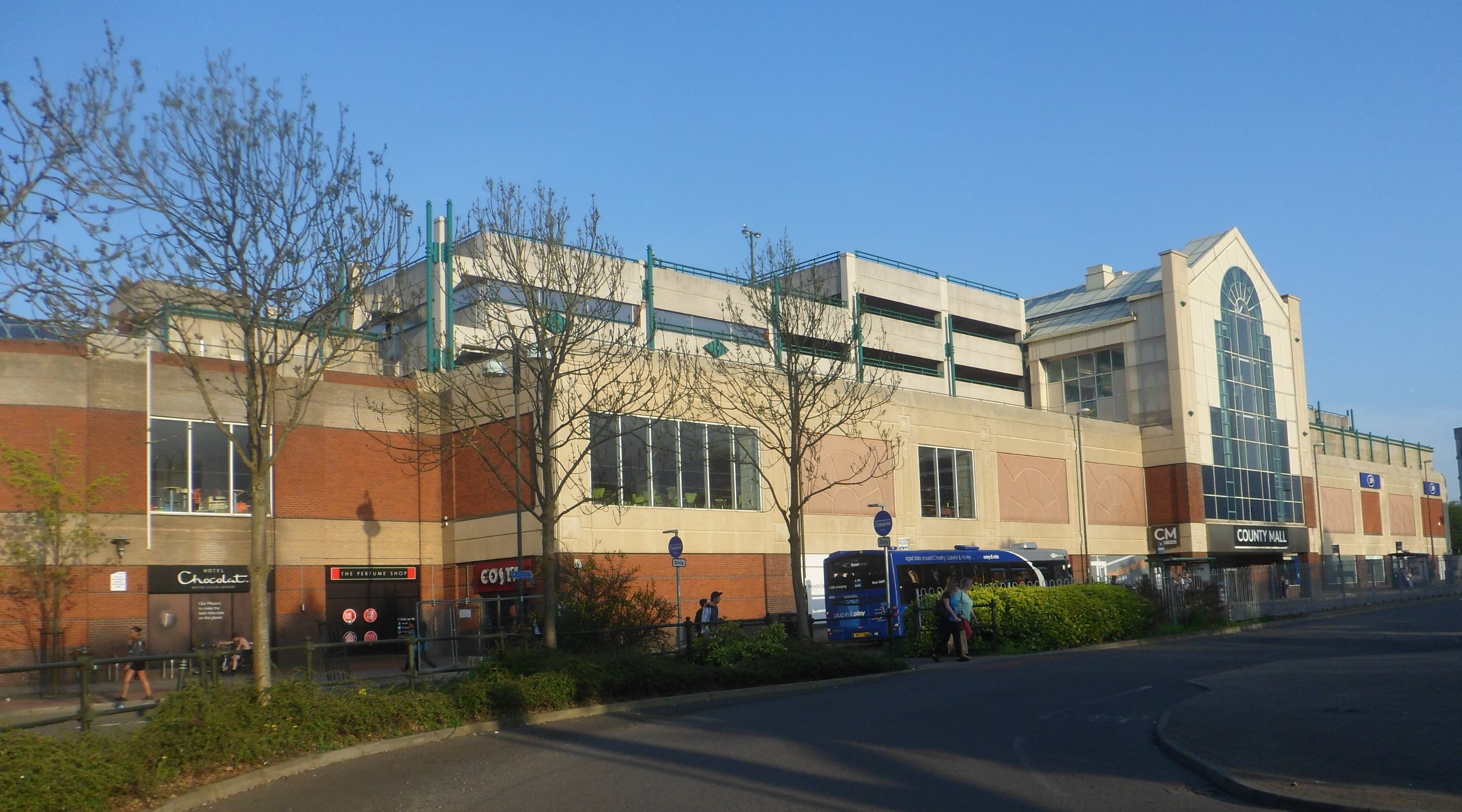 Langley Green, Crawley