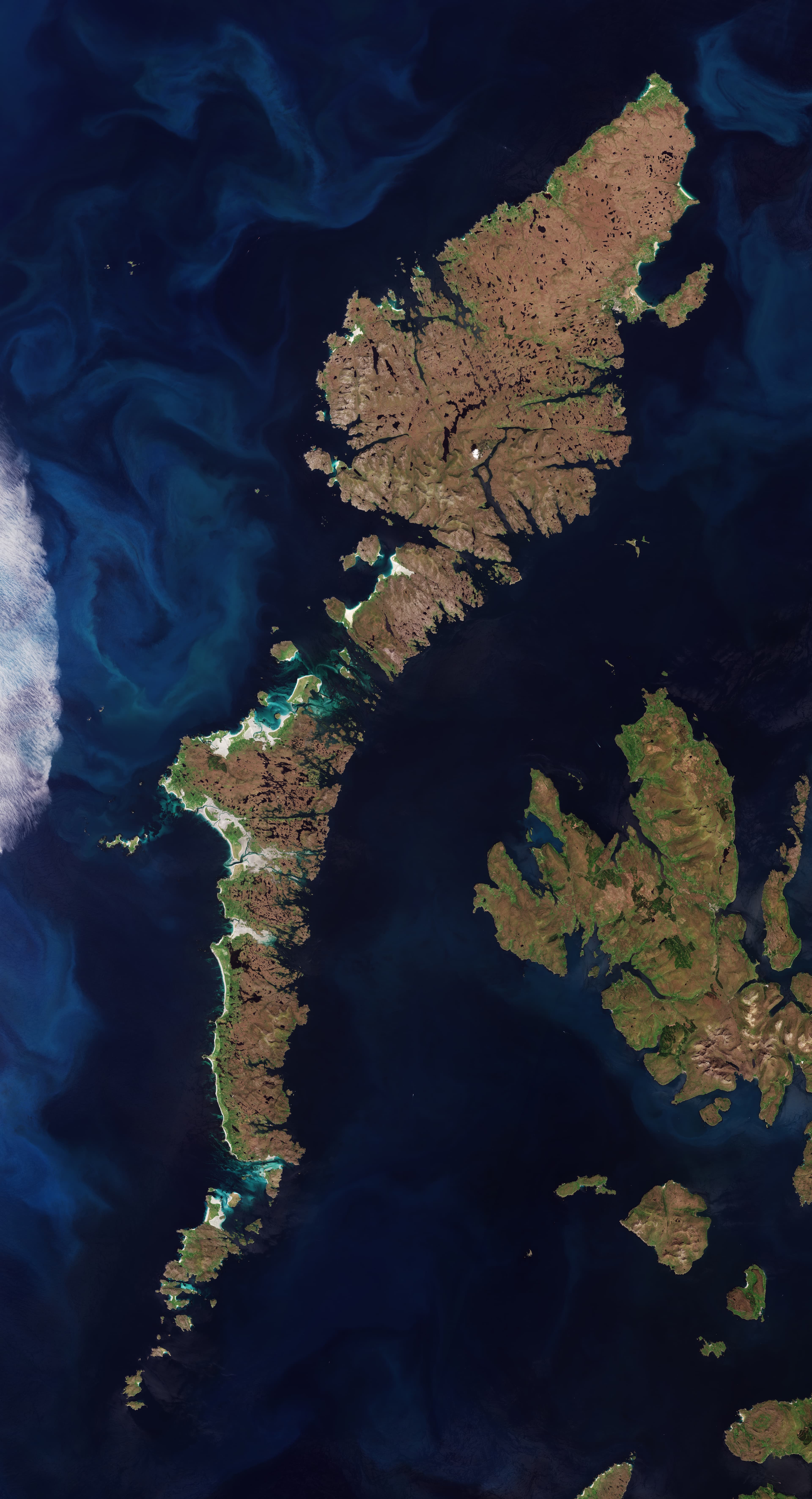 Barraigh agus Bhatarsaigh, Na h-Eileanan Siar